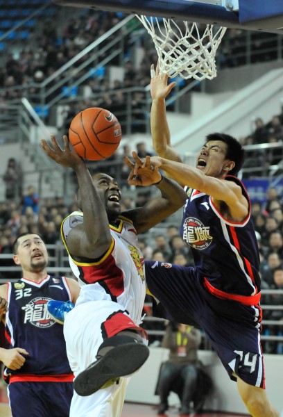 手在赛前公 手在赛前公