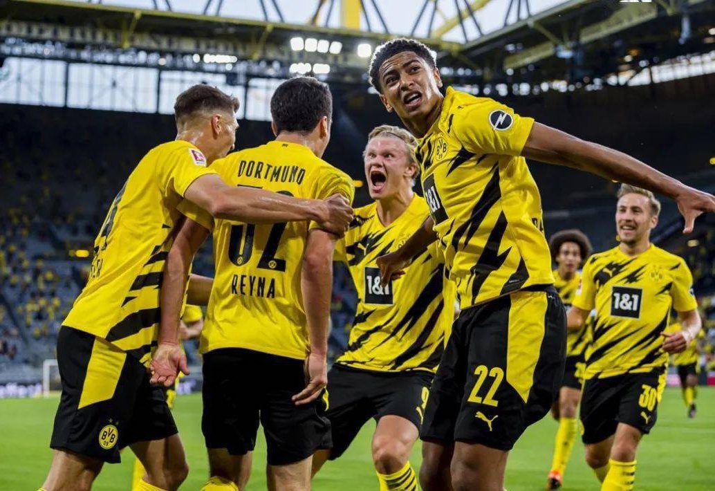 背身拿球和 背身拿球和