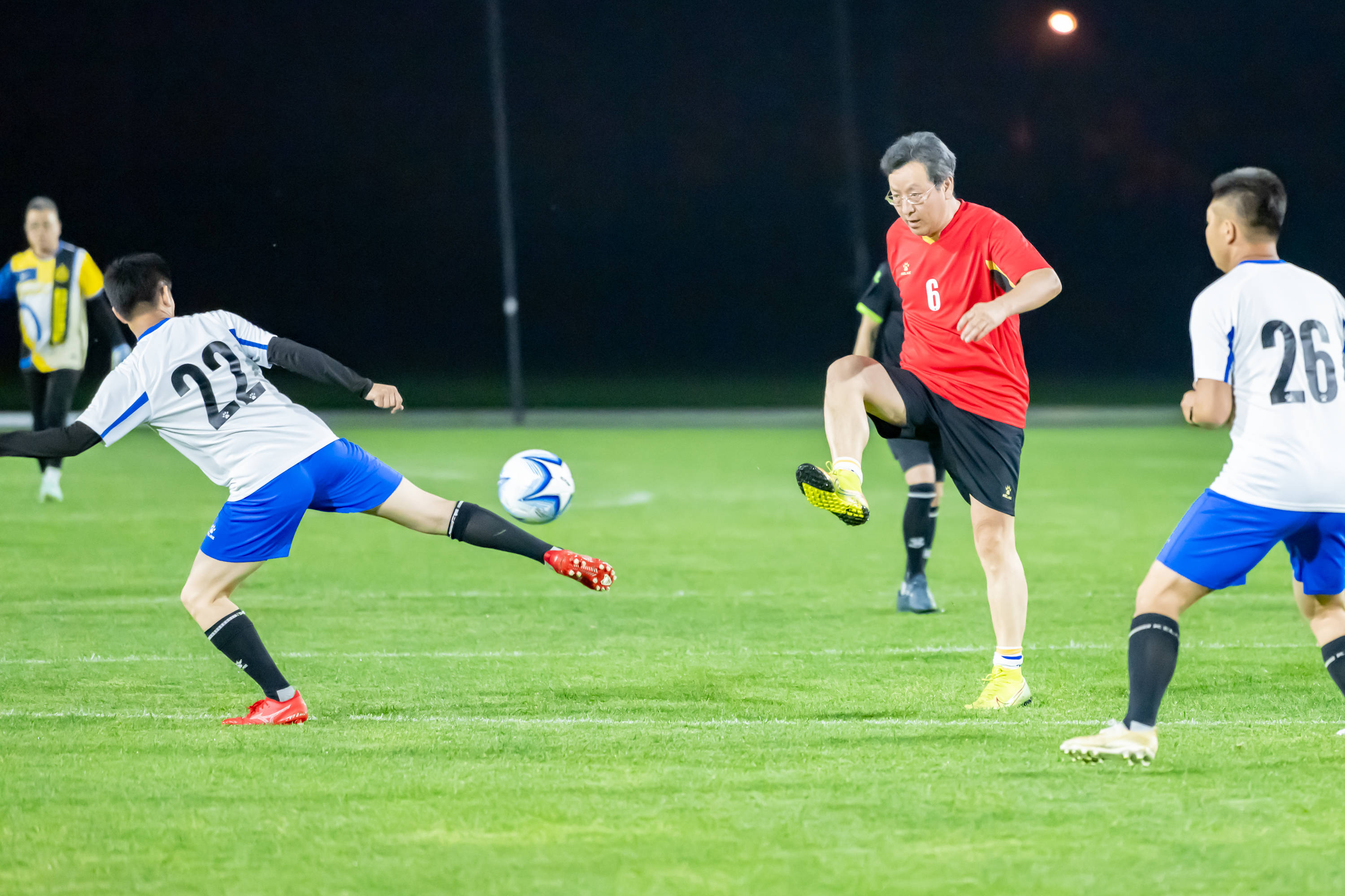 无论是进攻 无论是进攻