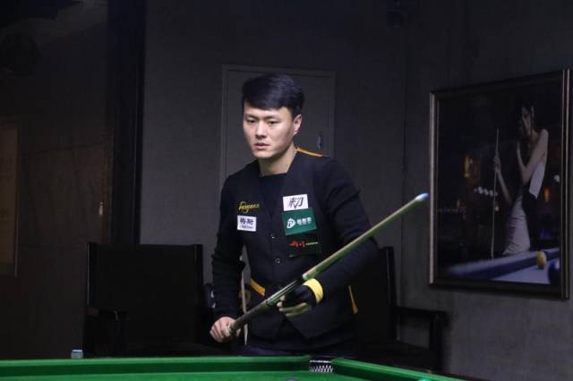 相较之下 相较之下