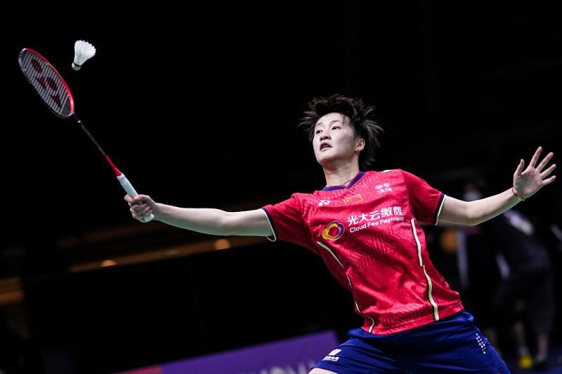 全扛起球队 全扛起球队