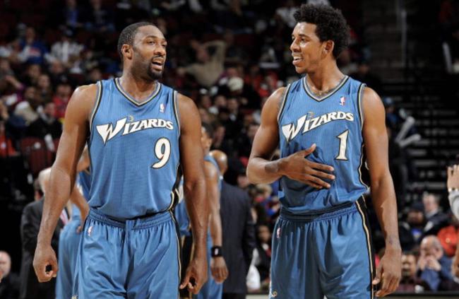 球被频繁使 球被频繁使