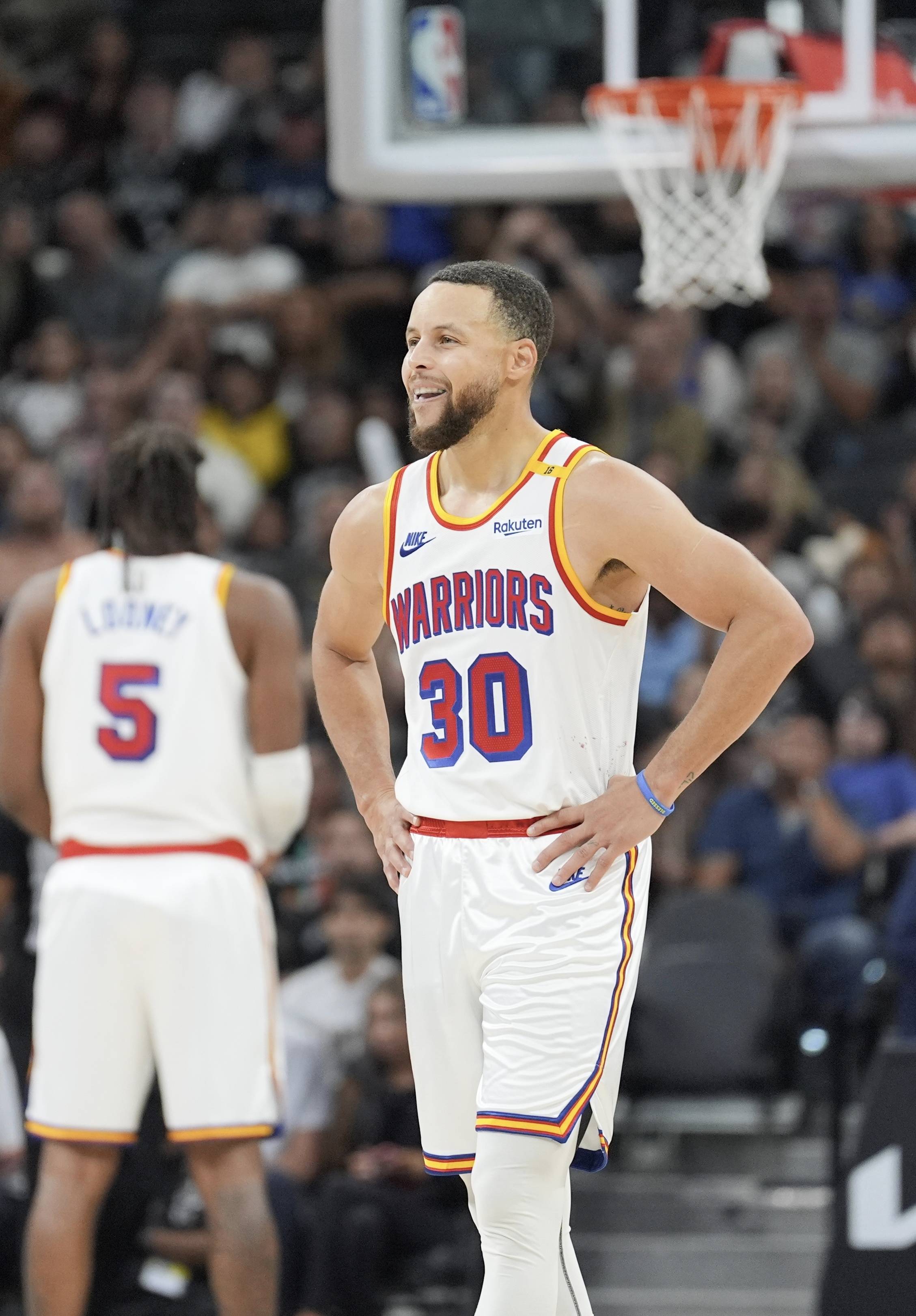 勇士为何暂 勇士为何暂