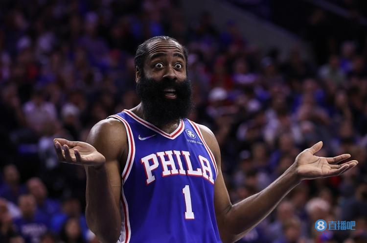 哈登利用手